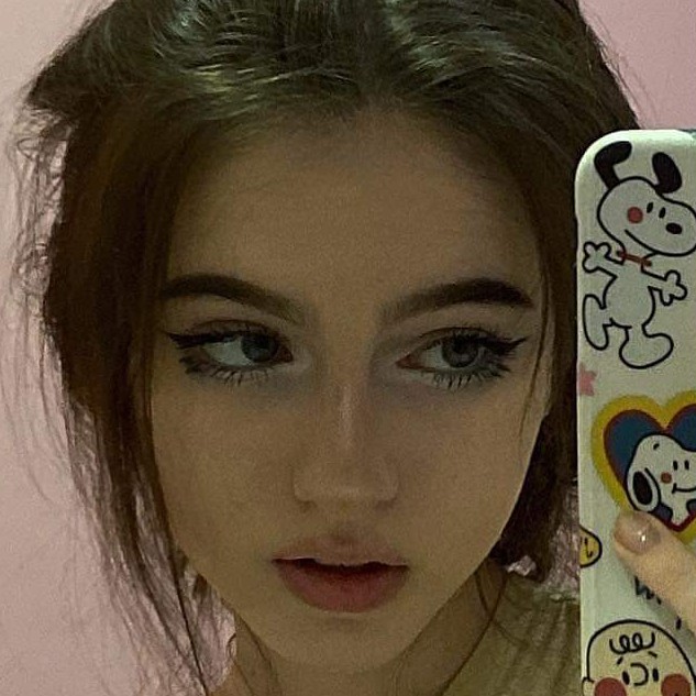 Chloé's avatar