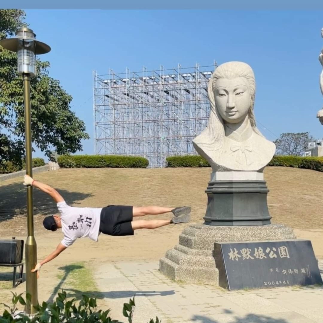 康薩科麥迪克's avatar